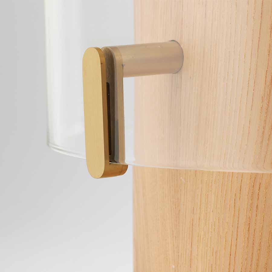 EcoSmart Fire Pillar 3L Oak Finish - Close up of Glass Support Detail